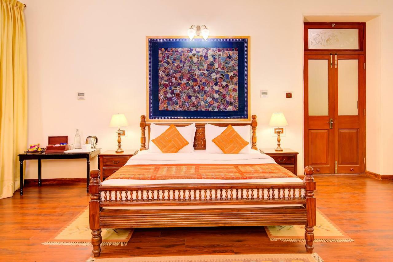 Welcomheritage Shivavilas Palace, Hampi Hospet Exterior photo